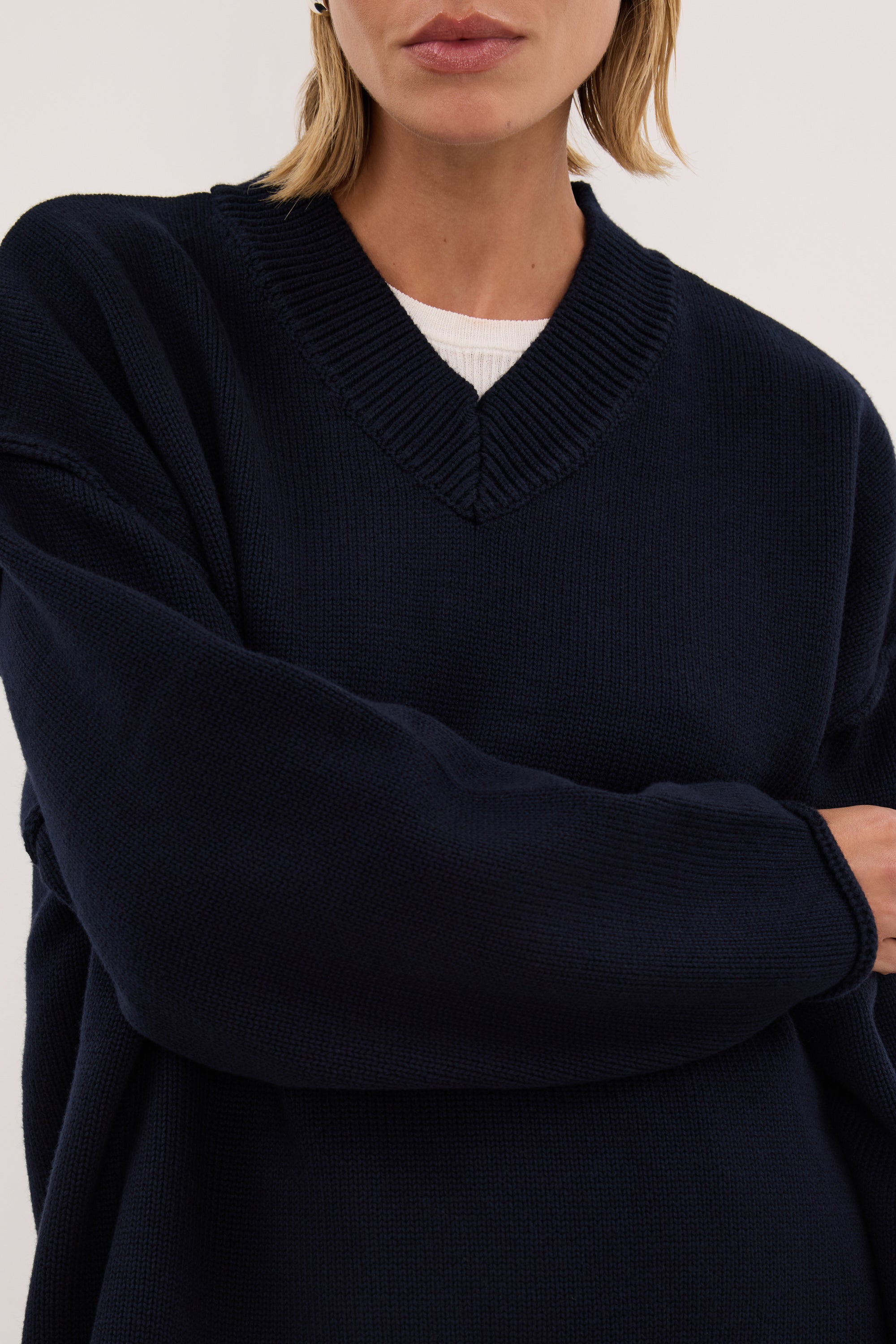FLINT INK V NECK KNIT JUMPER – DISSH