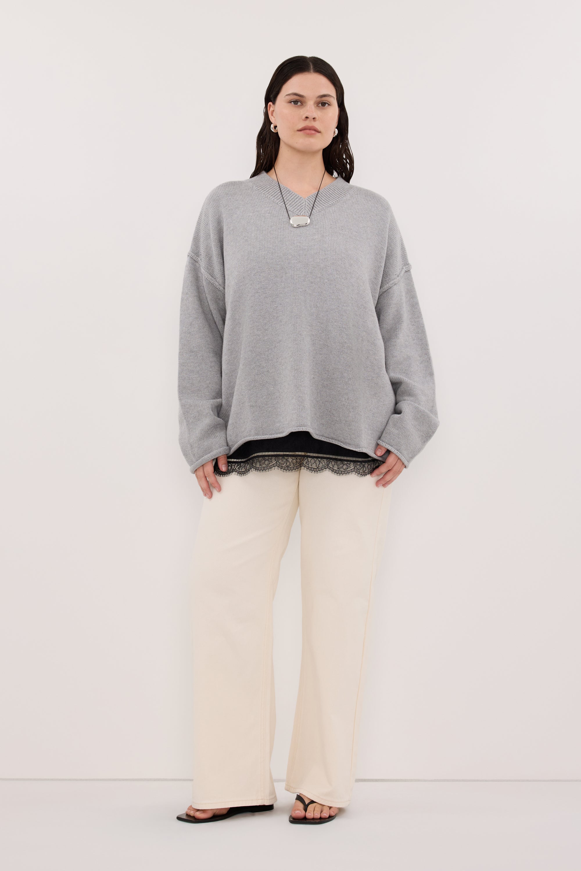 FLINT SILVER V NECK KNIT JUMPER – DISSH