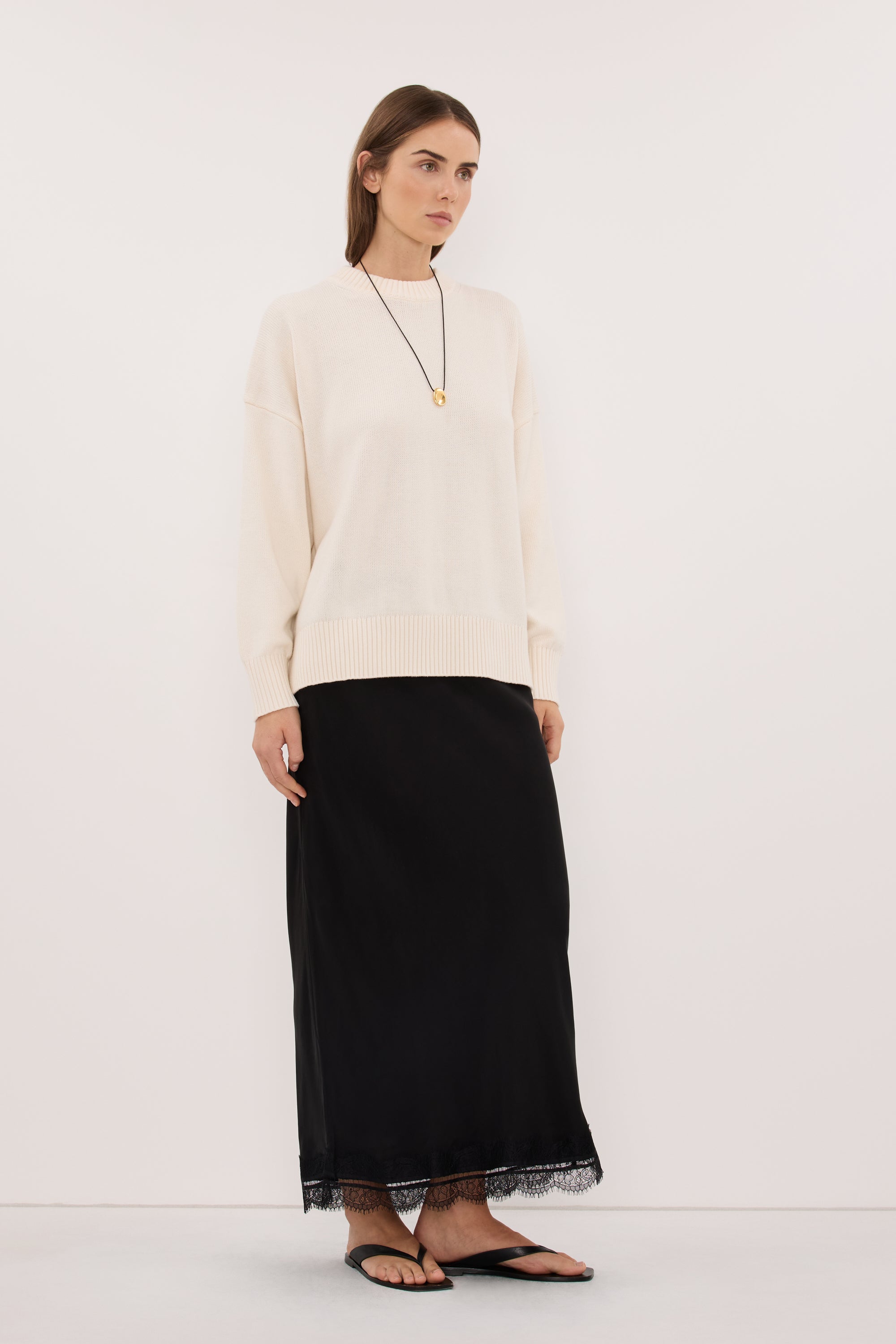 MILA CREAM CREW NECK KNIT JUMPER