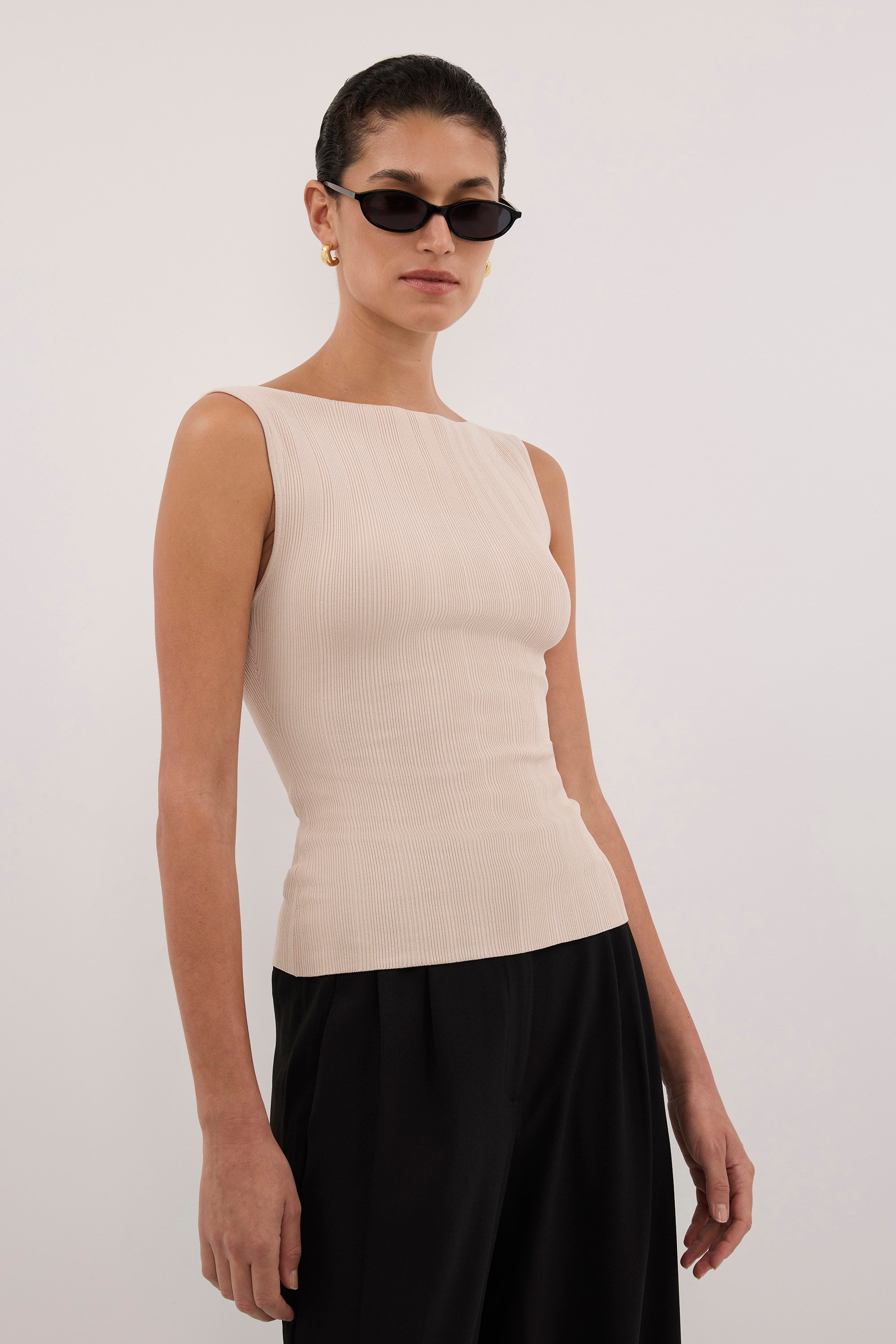 DOVE STONE SLEEVELESS RIBBED KNIT TANK