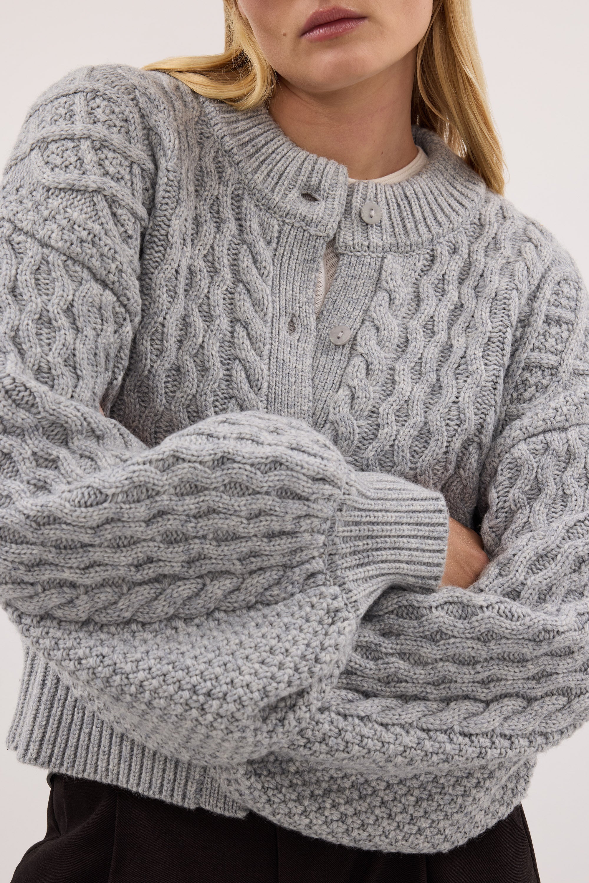 CARMEN SILVER CABLE KNIT CARDIGAN
