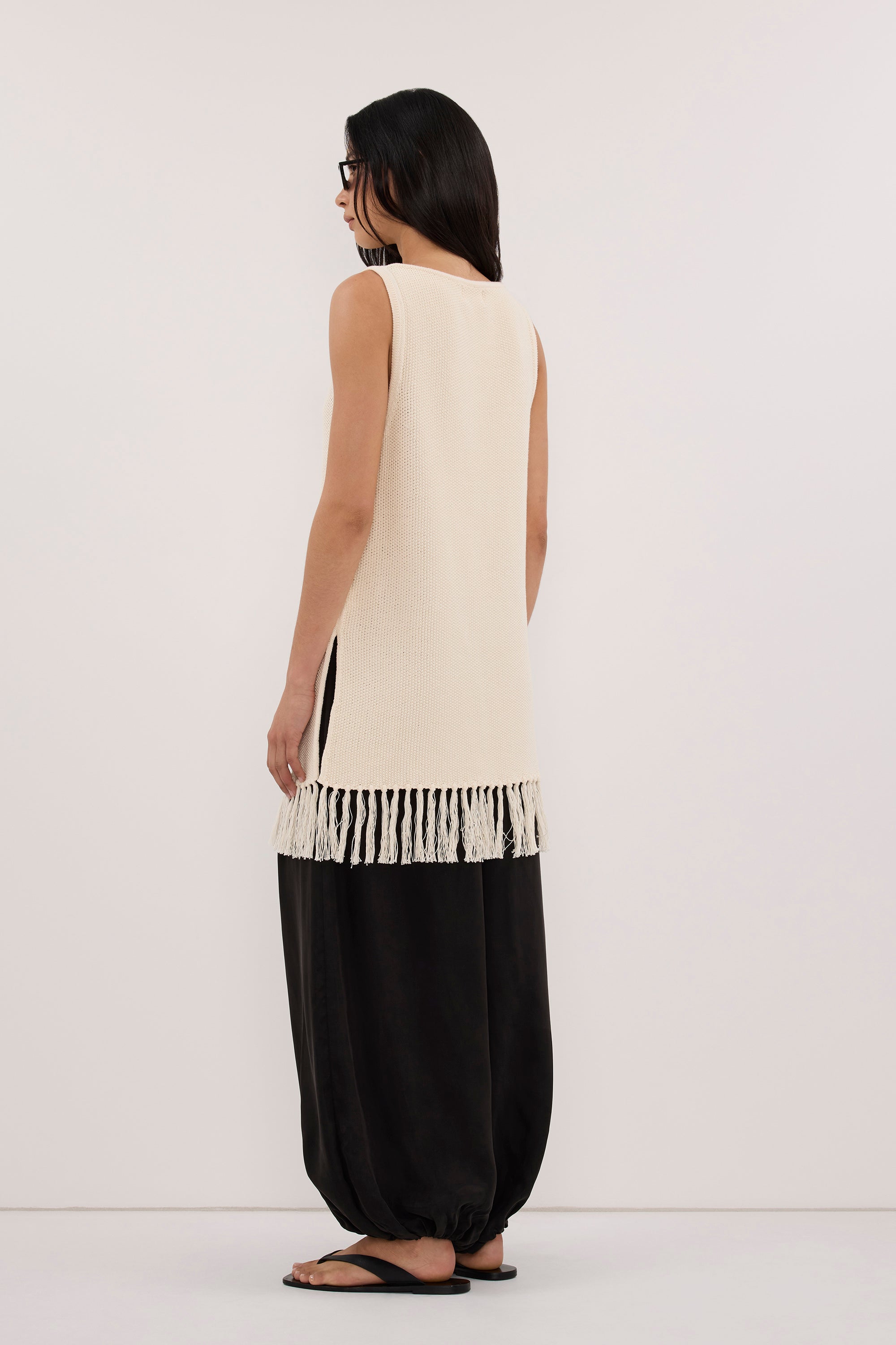 BENETTE NATURAL FRINGE TUNIC TOP