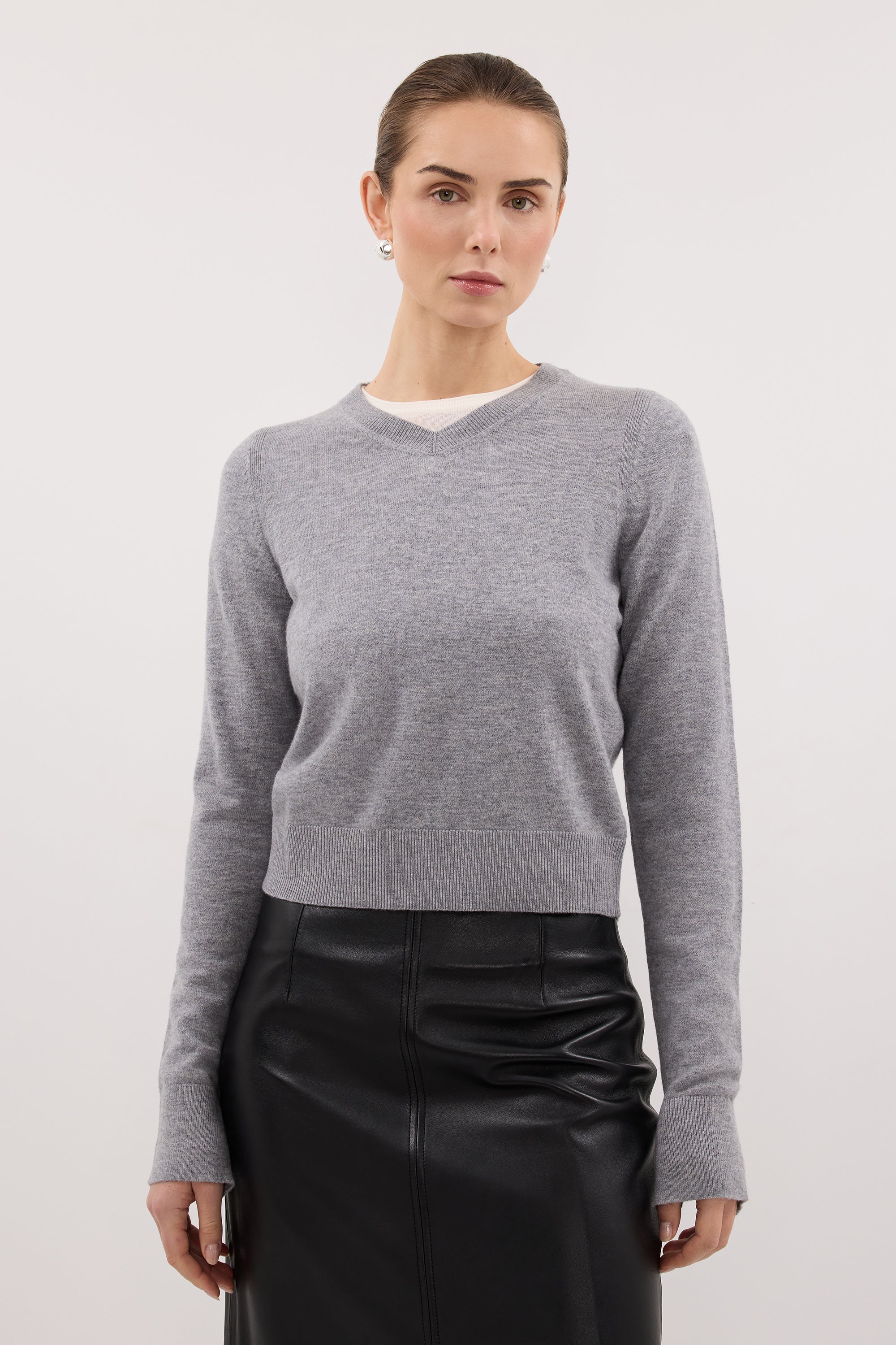 LIVIA GREY MARLE KNIT V NECK JUMPER
