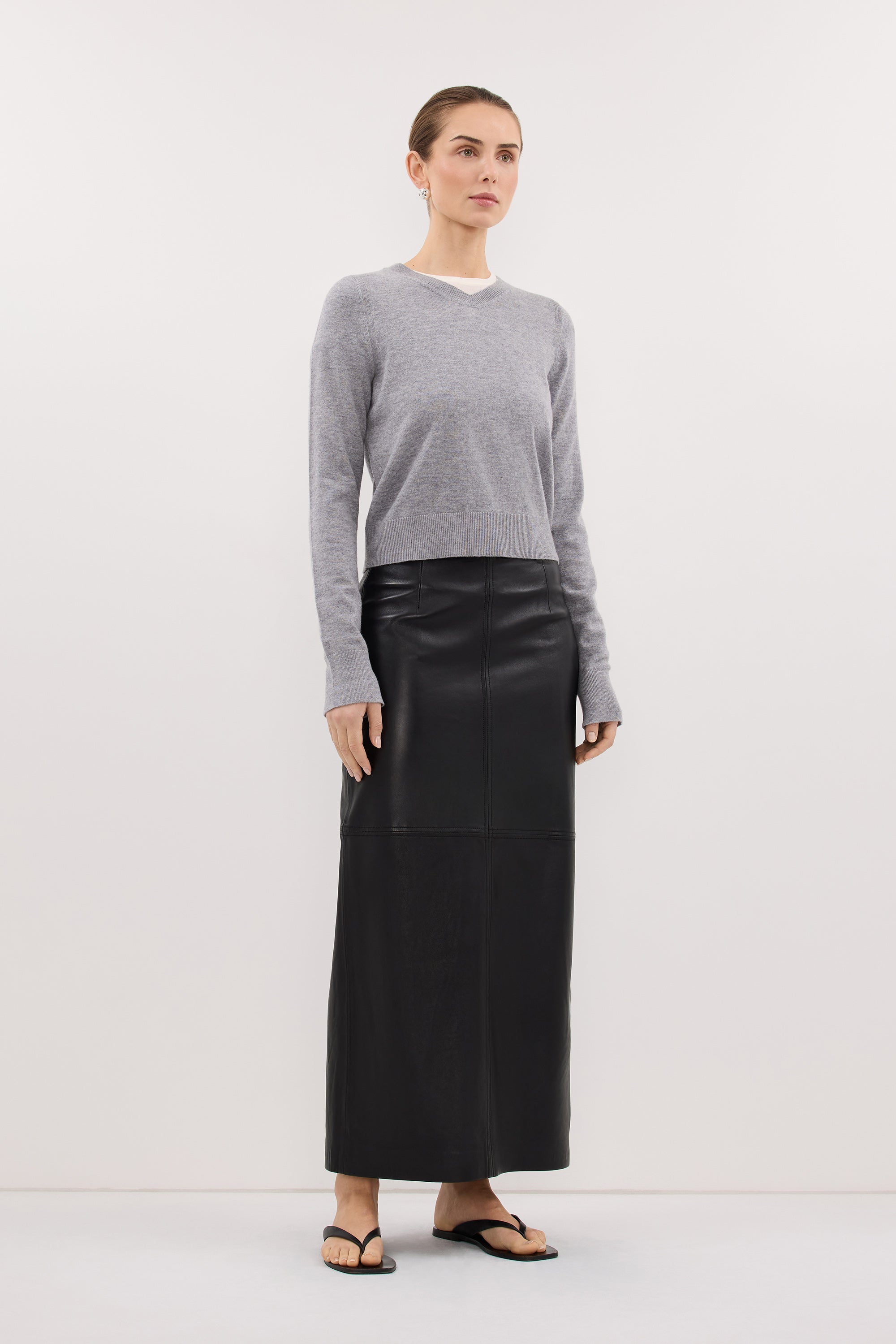 LIVIA GREY MARLE KNIT V NECK JUMPER