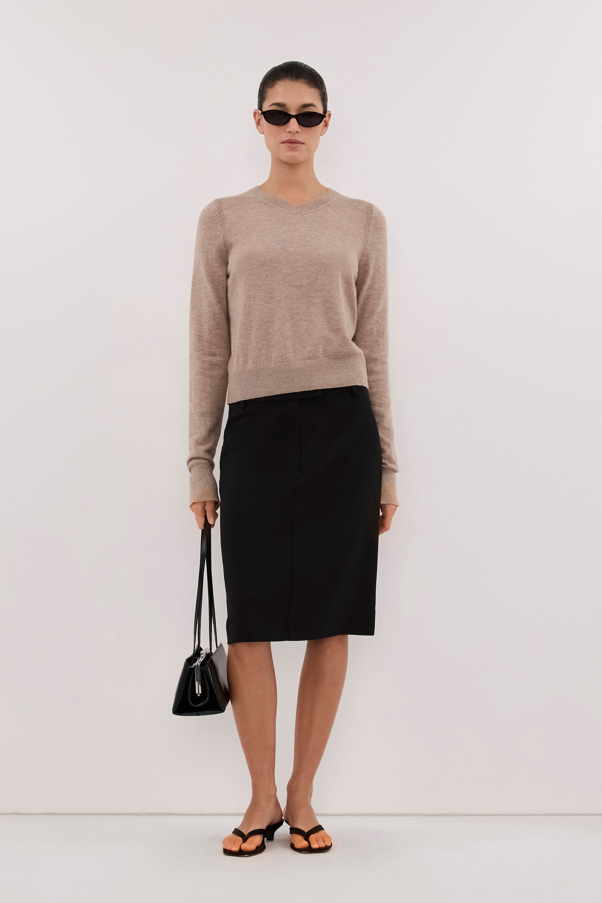 LIVIA OAT MARLE KNIT V NECK JUMPER