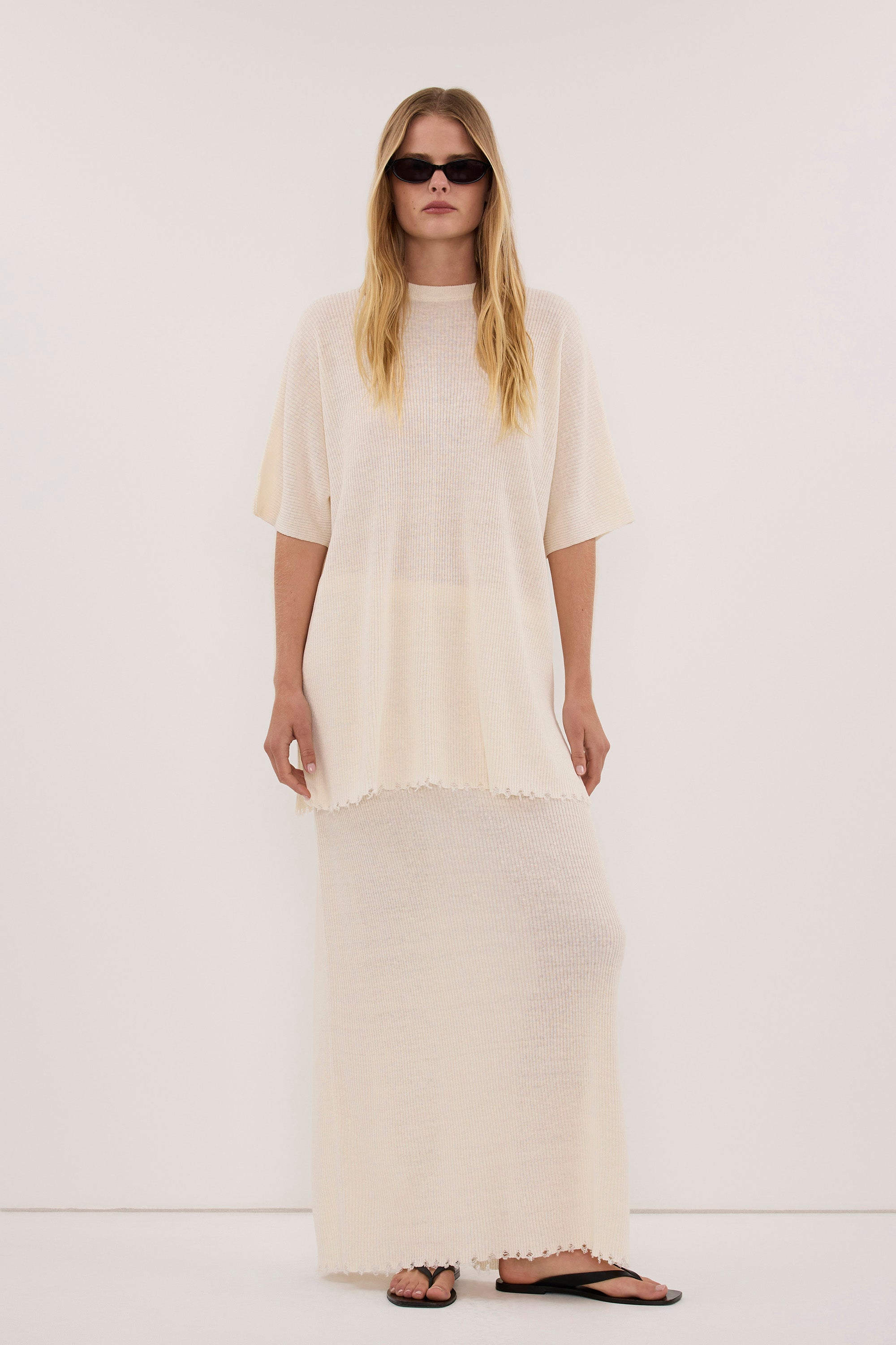 TEAGAN IVORY LONGLINE LINEN TEE