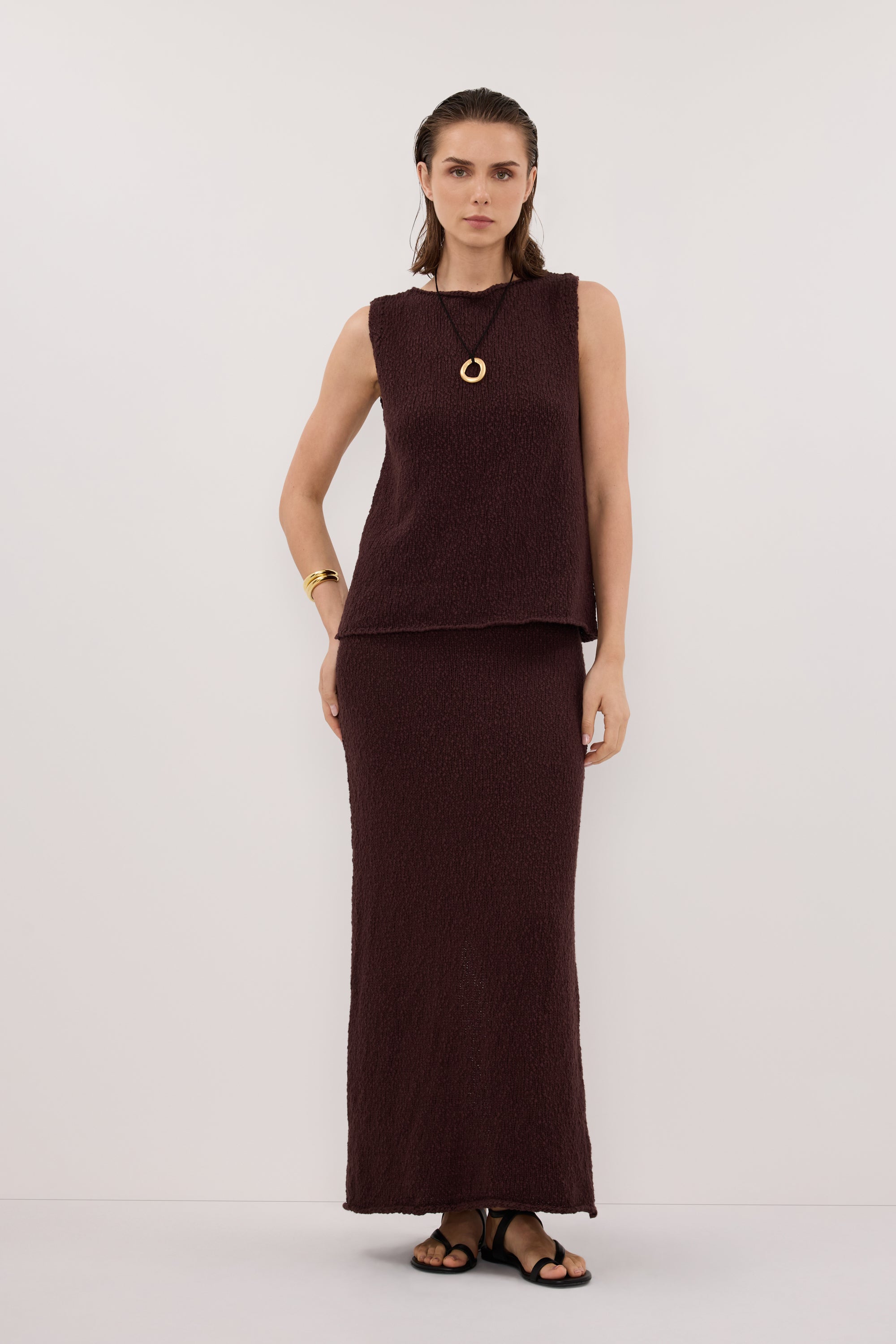 DINA CHOC KNIT MIDI SKIRT – DISSH