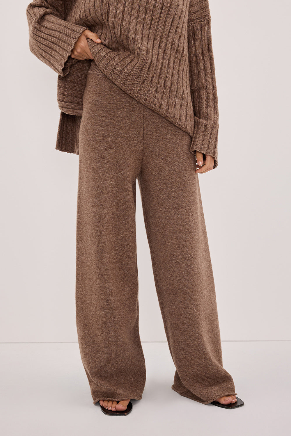 TUCSON MOCHA WIDE LEG KNIT PANT