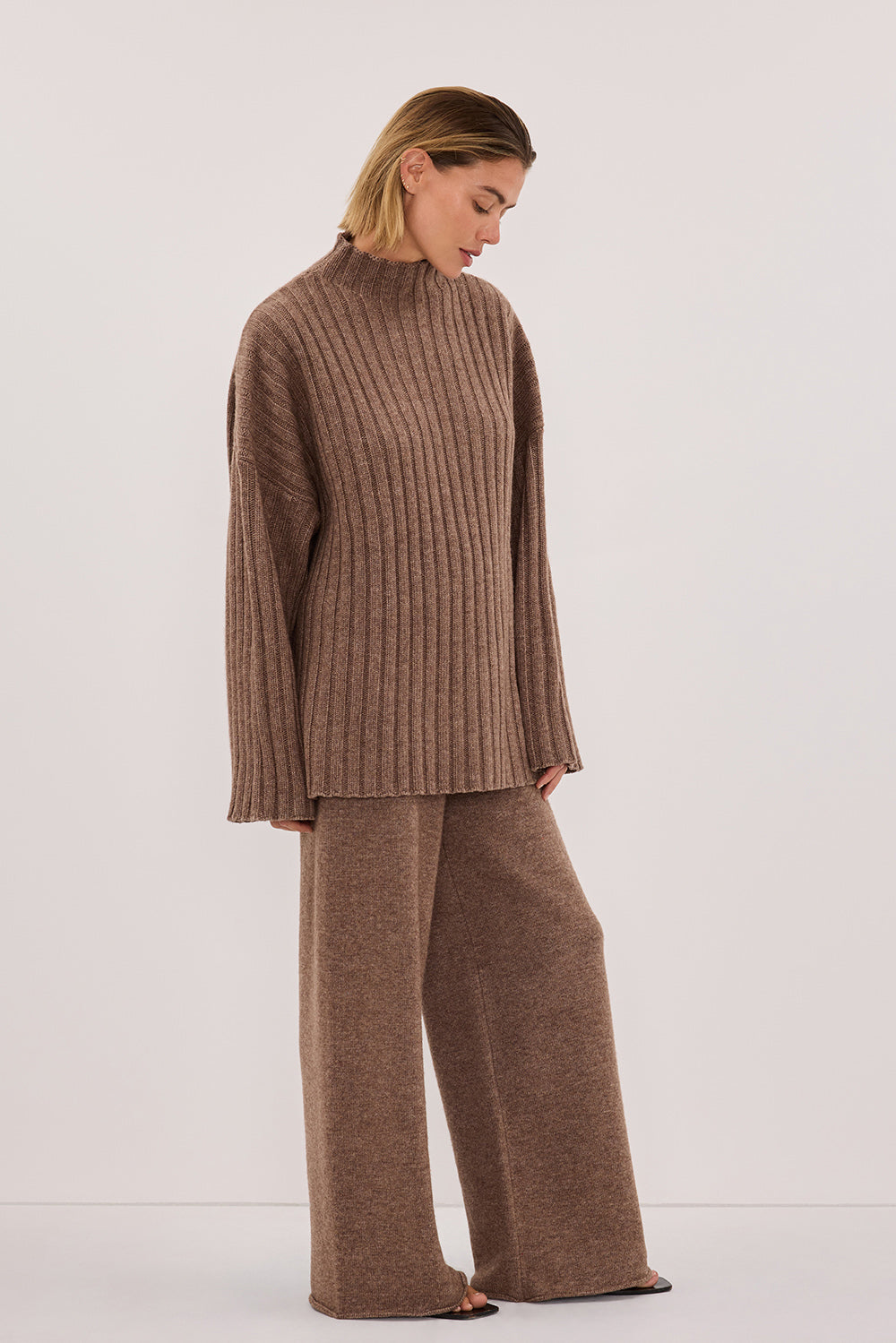 TUCSON MOCHA WIDE LEG KNIT PANT