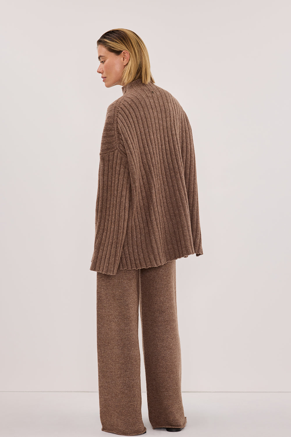 TUCSON MOCHA WIDE LEG KNIT PANT