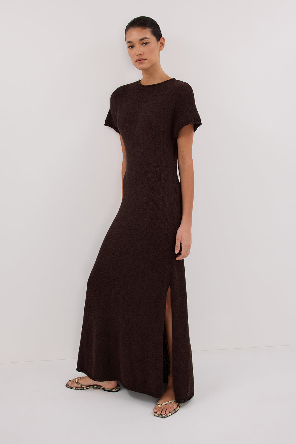 ERIN CHOC KNIT MAXI DRESS – DISSH