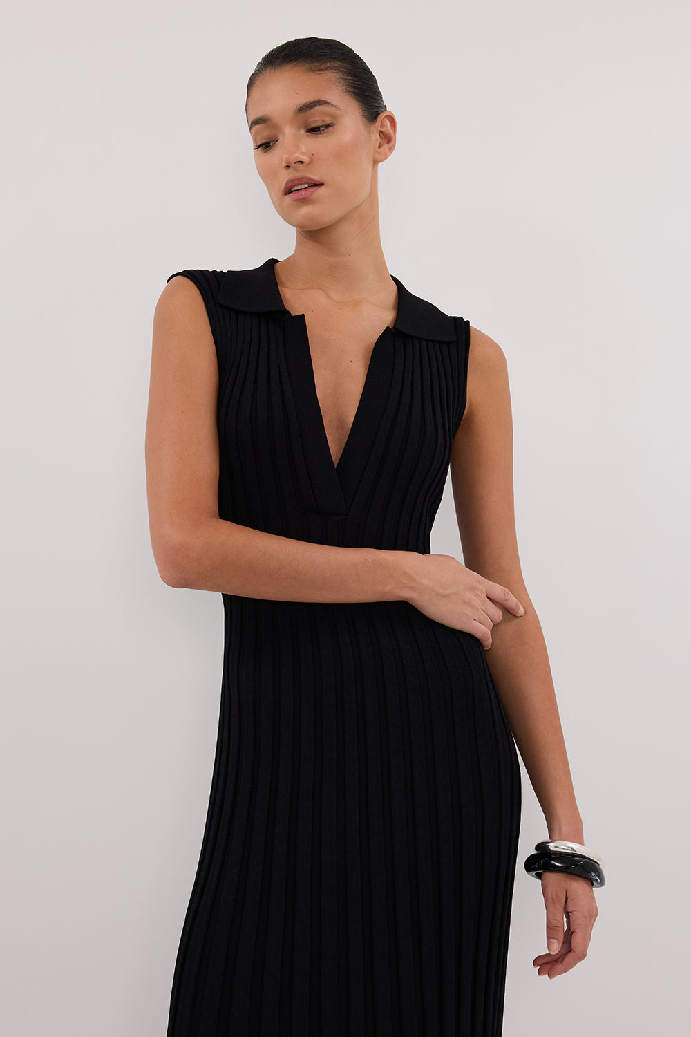 HAL BLACK SLEEVELESS KNIT MAXI DRESS
