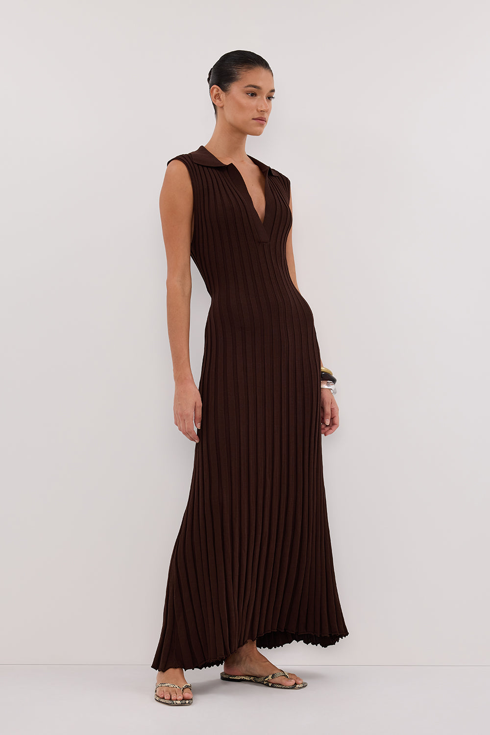 HAL CHOC SLEEVELESS MIDI DRESS DISSH HAL CHOC SLEEVELESS MIDI DRESS DISSH