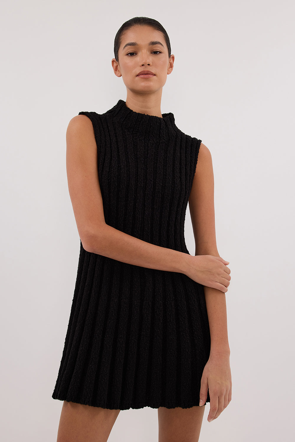 VERO BLACK KNIT MINI DRESS