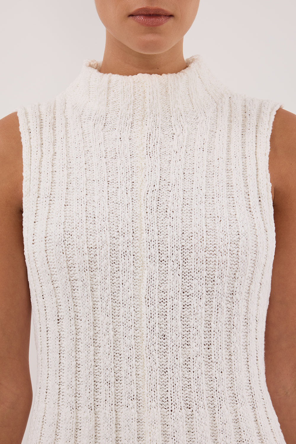 VERO OFF WHITE KNIT MINI DRESS