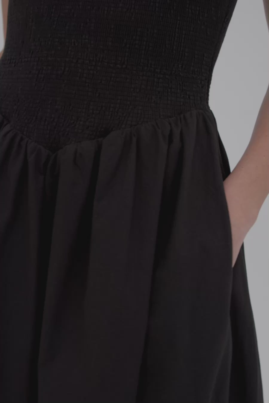 MILANO BLACK COTTON MIDI DRESS – DISSH