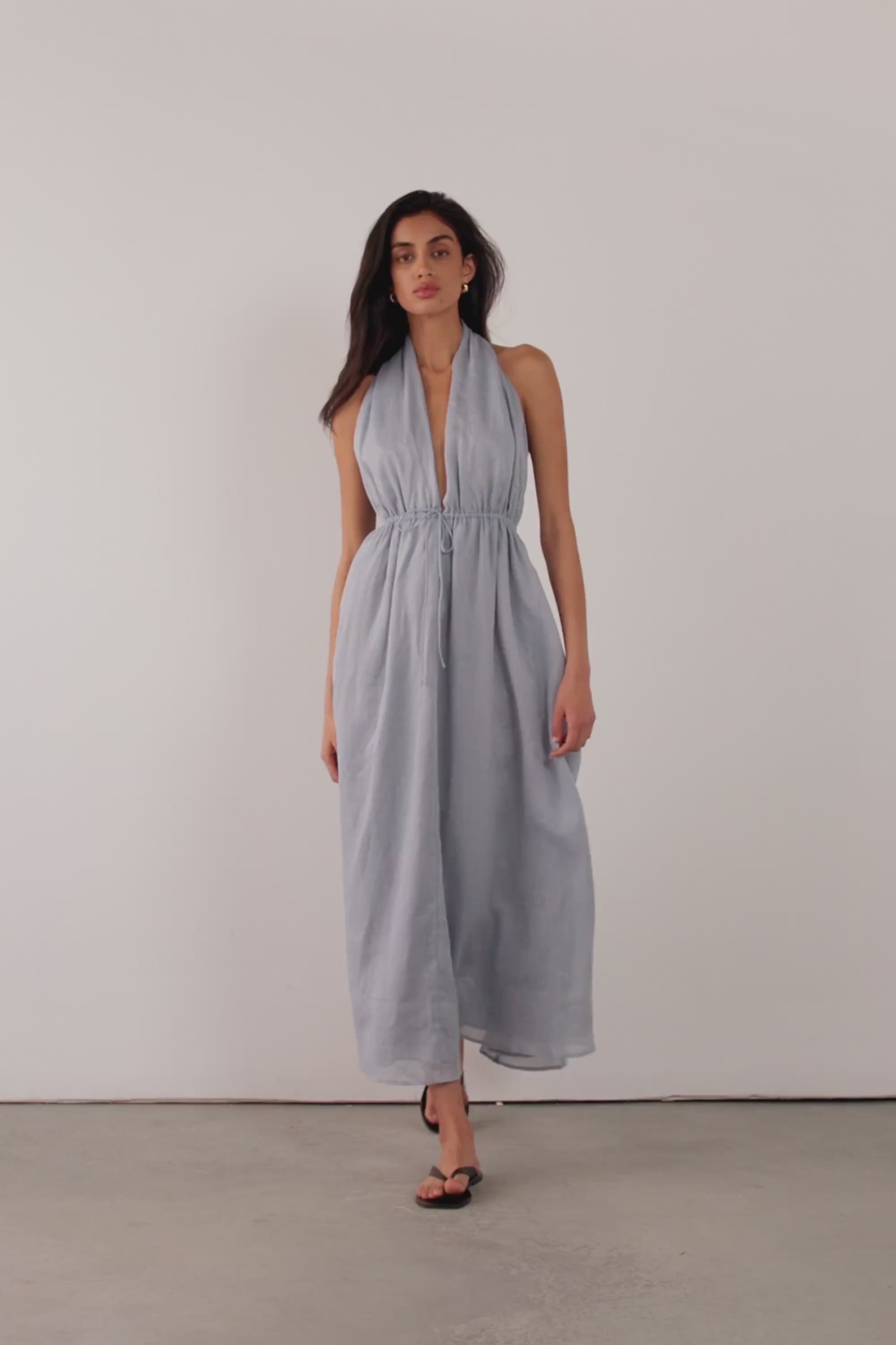 SAMMI DUSTY BLUE RAMIE MIDI DRESS – DISSH