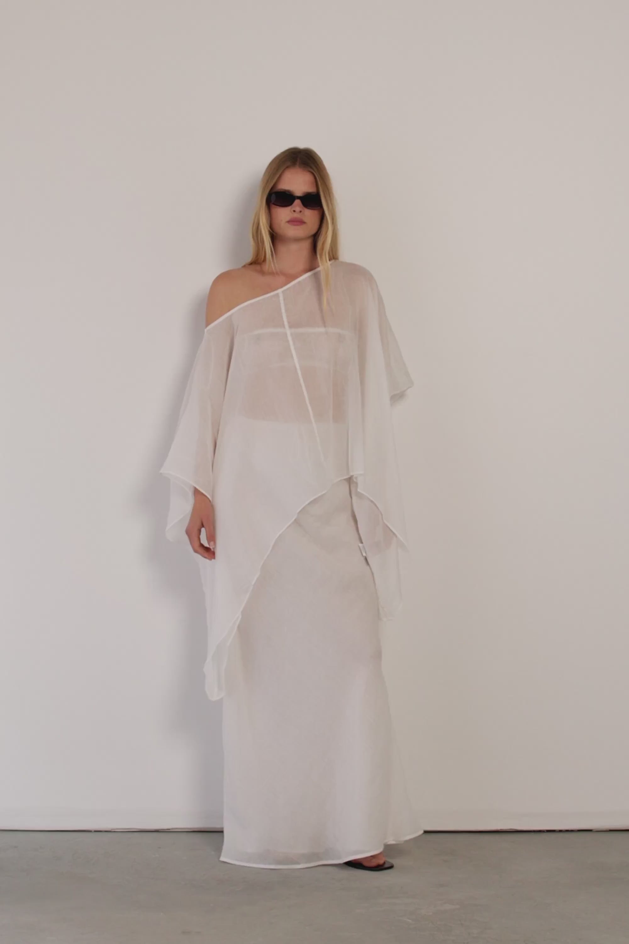 BRIANNE BATWING WHITE RAMIE TOP – DISSH