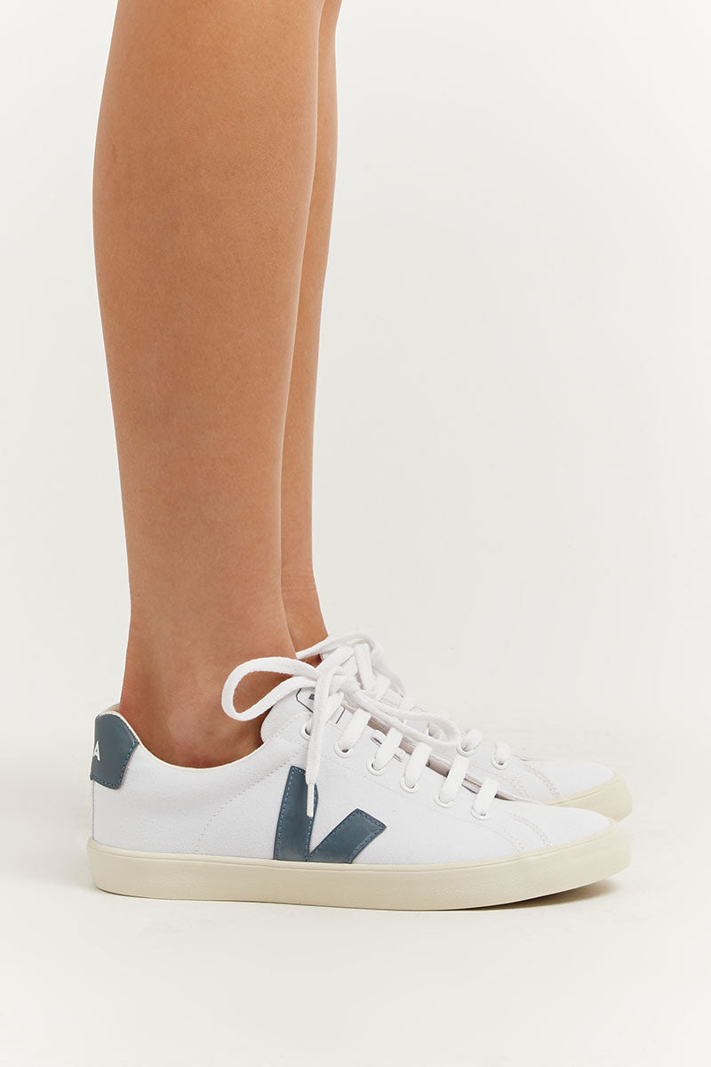 Veja canvas on sale